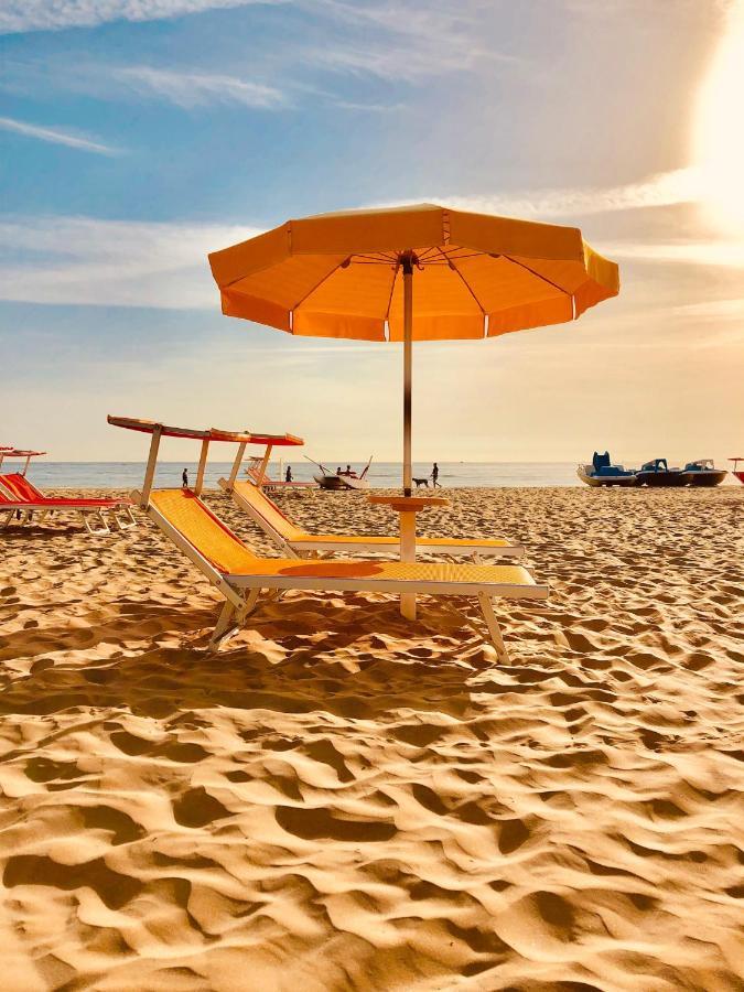 Hotel Villa Lieta Rimini Eksteriør billede