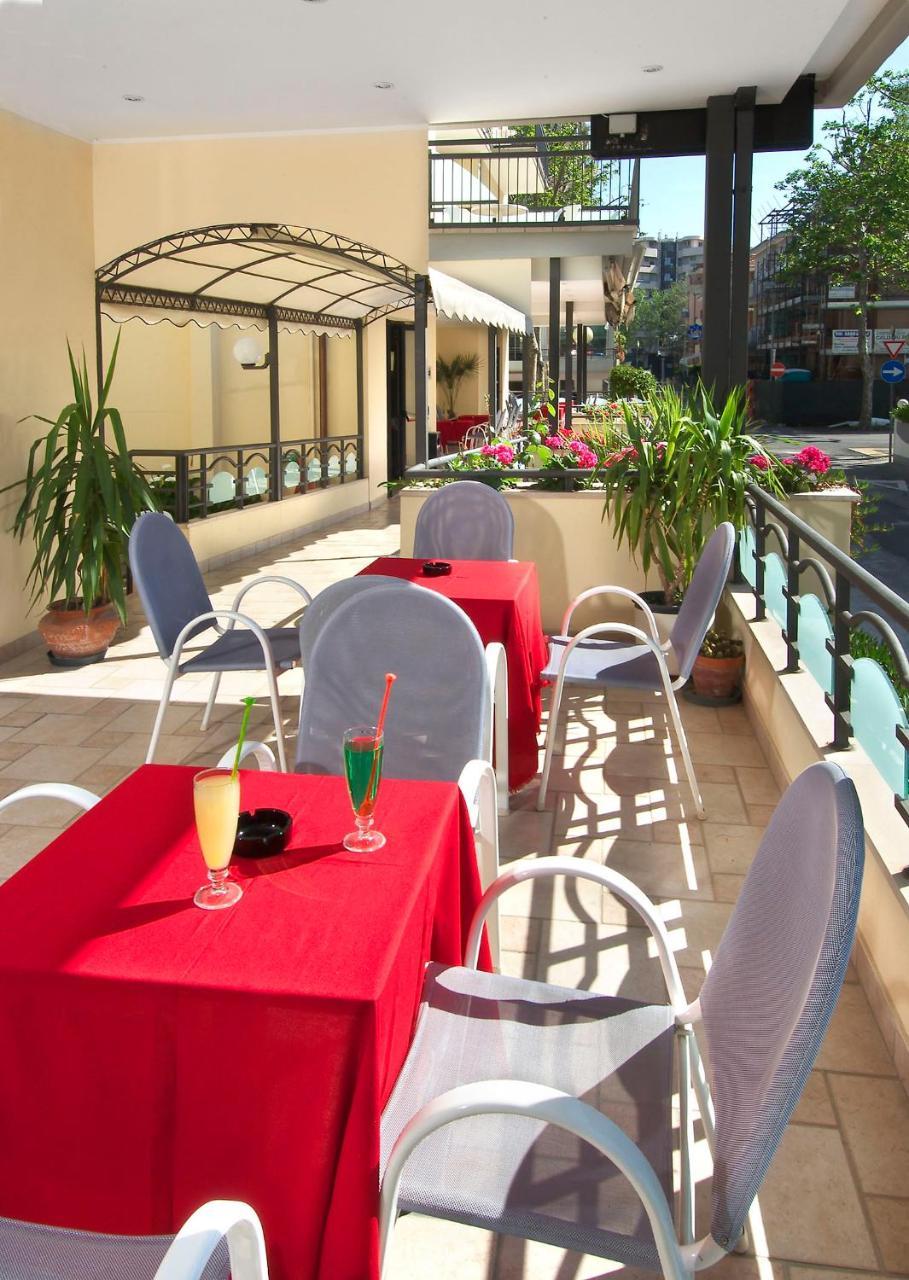 Hotel Villa Lieta Rimini Eksteriør billede
